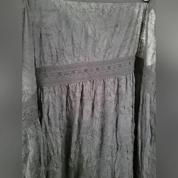 NWT Avenue Black Crinkle Maxi Skirt - Picture 2 of 7